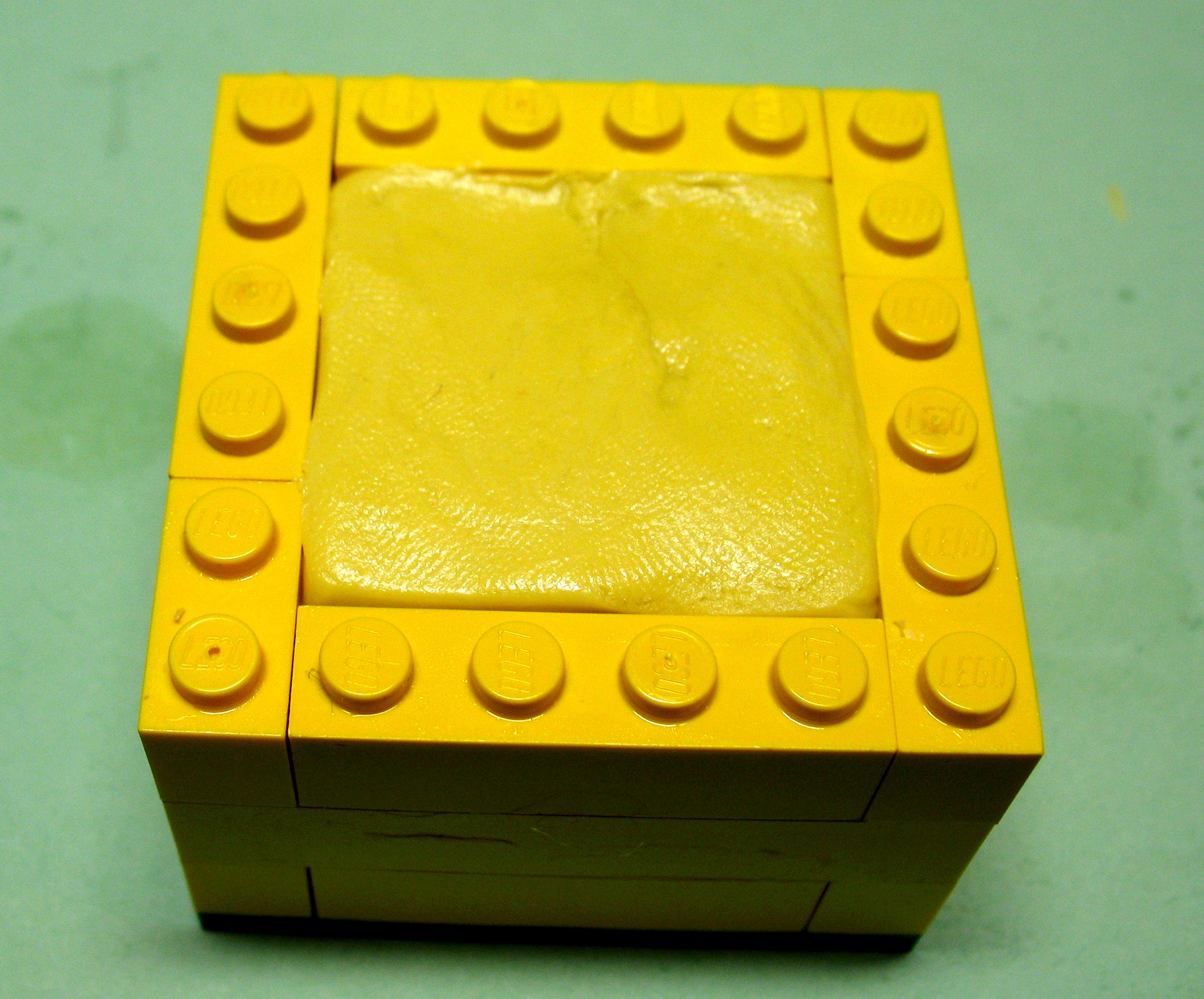 Alumilite, Casting, Mold, Resin Putty flattened by hand Gallery DakkaDakka